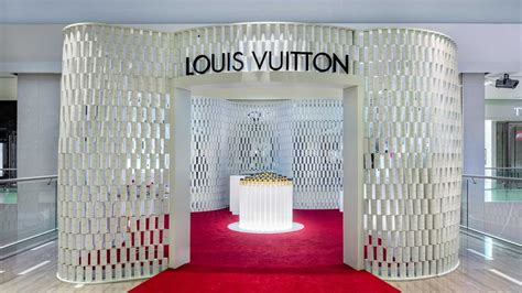 louis vuitton edmonton reviews|louis vuitton edmonton alberta.